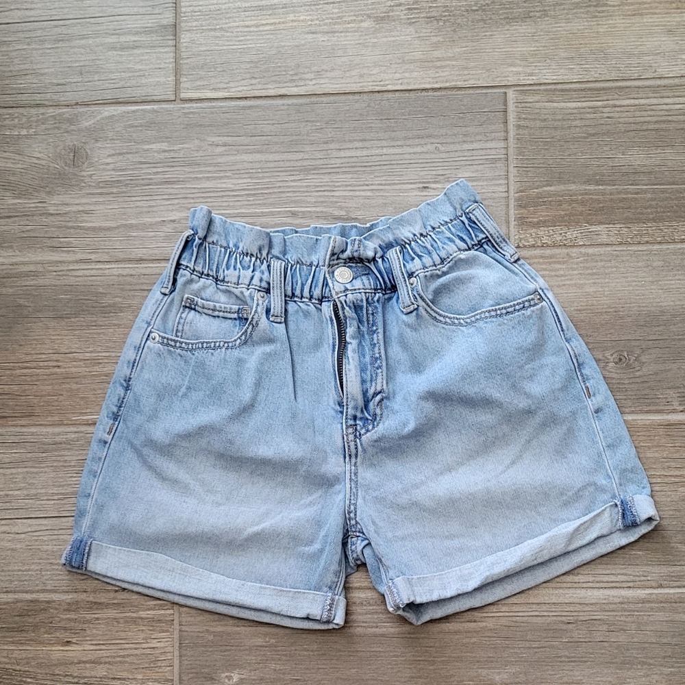Girls highwasted shorts